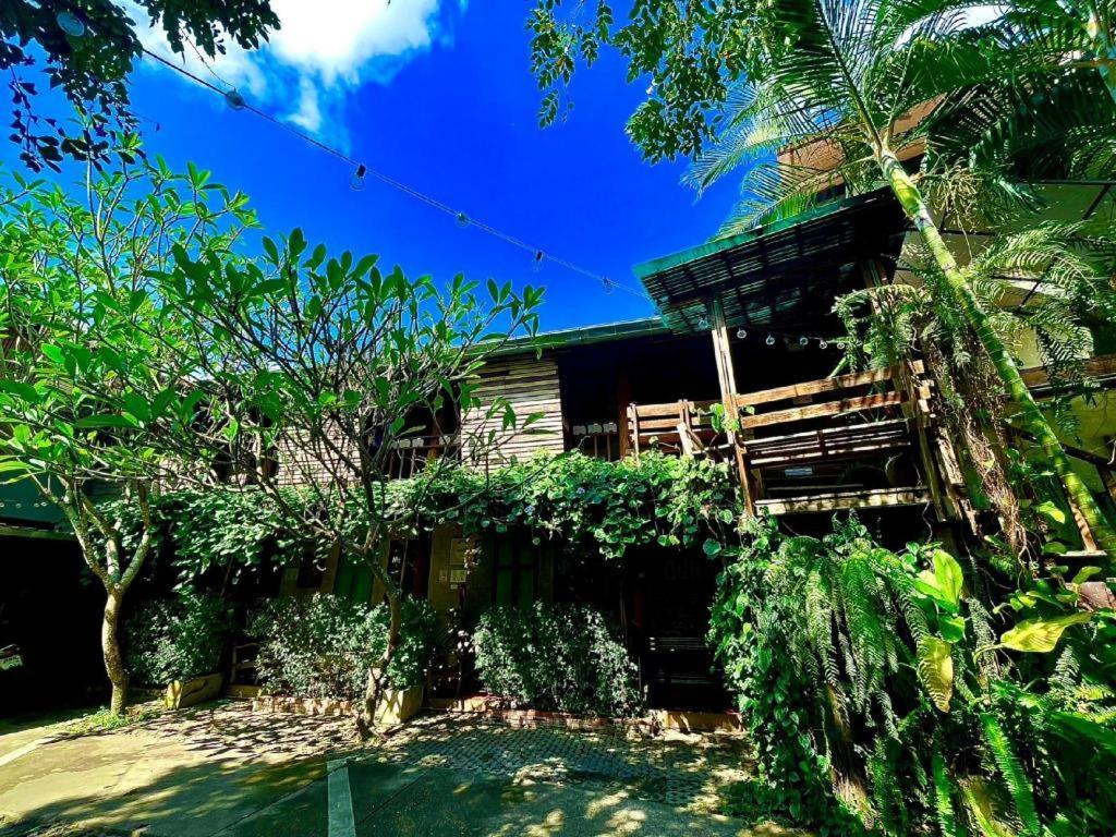 Huen Chang Puek Hotel Nan Exterior foto